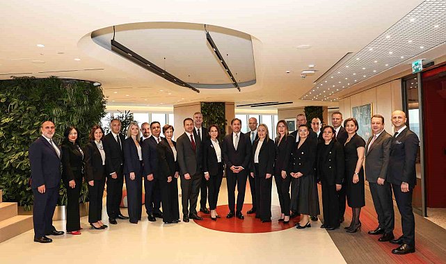 Akbank üst yönetiminde yeni dönem