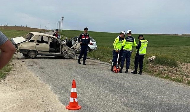 Aksaray'da otomobiller çarpıştı: 1 ölü, 3 yaralı