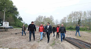 Akyazı'da 4 mahallede spor tesisi çalışmaları başladı