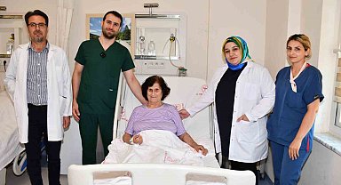 Alanya'da aynı anda iki başarılı akciğer kanseri operasyonu