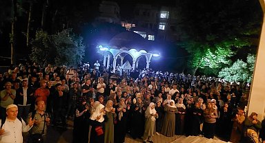 Alanya'da hacı adayları kutsal topraklara dualar ile uğurlandı