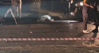 Alanya'da servis aracı otomobille çarpıştı: 2 ölü, 6 yaralı
