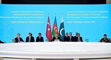 Aliyev: "PKK terör örgütünün silah bırakma kararı, Türkiye devletinin gücünün bir göstergesidir"