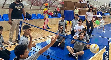 ALKÜ'de engellere dikkat çekildi