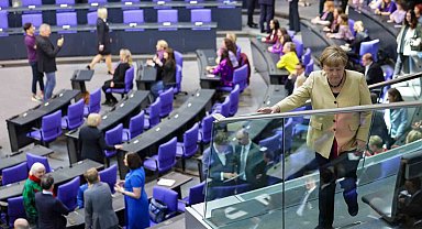 Almanya'da ilk: Friedrich Merz ilk turda başbakan seçilemedi