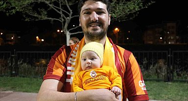 Amasya'da Galatasaraylı çift, 25. şampiyonluğu 52 günlük bebekleriyle kutladı