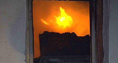 Amasya'da korkutan ev yangını