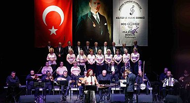 Amatör sanatçılardan Mersinlilere Türk Sanat Müziği ziyafeti