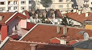 Ankara'da çatı yangını