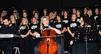 Anneler, eğitim için sahne aldı