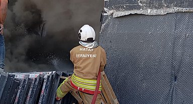 Antakya'da inşaat alanında yangın