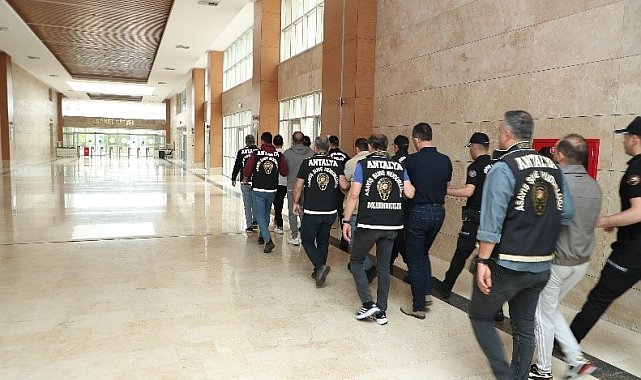 Antalya'da 2 haftada 3 bin 790 kişi yakalandı