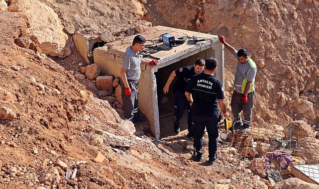 Antalya'da 'drenaj tünelinde 21 afacan' alarmı