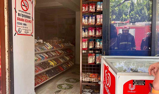 Antalya'da markette yangın korkusu