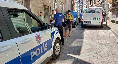 Apartmana yayılan koku yaşlı adamın öldüğünü ortaya çıkardı