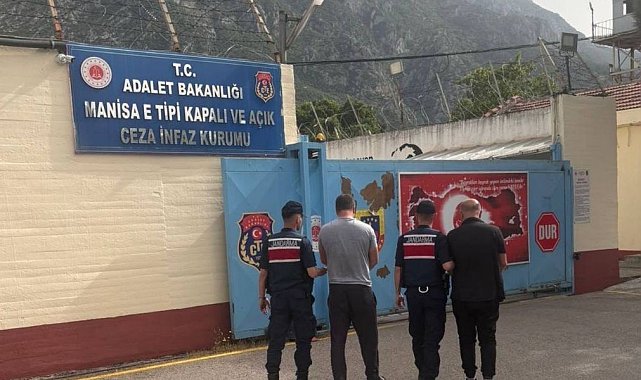 Aranan iki hükümlü Turgutlu'da yakalandı