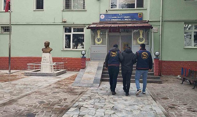Aranan şahıslar Kütahya JASAT'tan kaçamadı