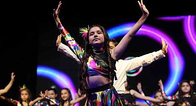 ASEV öğrencilerinden görkemli kapanış