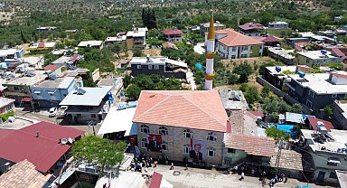 Asrın felaketi sonrası Hatay'da inşa edilen 100'üncü cami ibadete açıldı