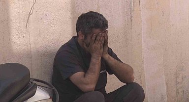 Ataşehir'de tamirhanede otomobil alev alev yandı, dükkan sahibi gözyaşlarına boğuldu