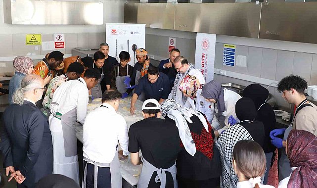 Atatürk Üniversitesinde "Gastro-Diplomasi" buluşması: Türk mutfağı, bilim ve kültürle yoğruldu
