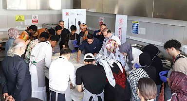 Atatürk Üniversitesinde "Gastro-Diplomasi" buluşması: Türk mutfağı, bilim ve kültürle yoğruldu