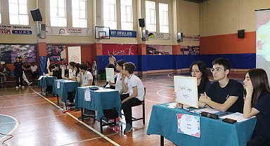 Aydınlı öğrenciler bilgilerini yarıştırdı