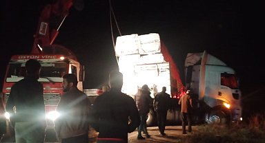 Aynı bölgede üç farklı tır kazası yaşandı