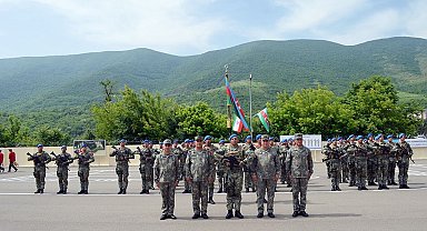 Azerbaycan ve İran'dan ortak askeri tatbikat