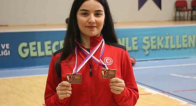 Badmintonda Avrupa 3.'sü olan Halenur Küçüksevgili'nin hedefi olimpiyatlar