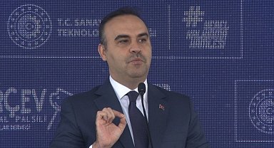 Bakan Kacır: "Ortopedik cihaz üretimine yönelik 643 milyon liralık yatırımı harekete geçirdik"