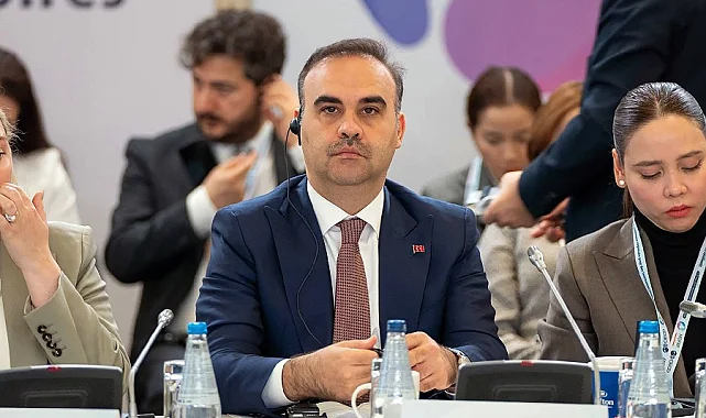 Bakan Kacır: Türkiye, bölgesel kalkınma ile küresel zorlukların üstesinden gelecek