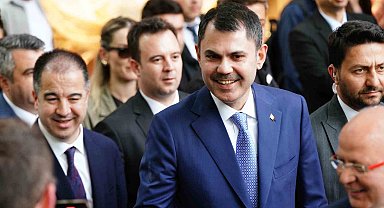 Bakan Kurum, Bursa çarşı esnafını ziyaret etti