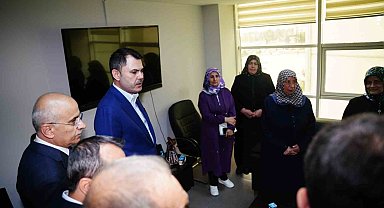 Bakan Kurum: "Son yuvamız teslim edilinceye kadar burada olmaya devam edeceğiz"