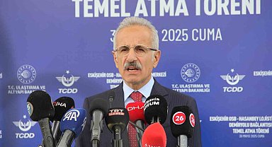 Bakan Uraloğlu, Eskişehir'de Hasanbey Lojistik Merkezi Demiryolu Bağlantısı Temel Atma Töreni'ne katıldı