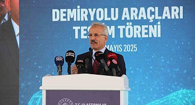 Bakan Uraloğlu, TÜRASAŞ Araç Teslim Töreni'ne katıldı