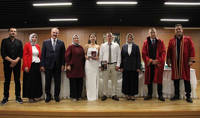 Bakan Yardımcısı Yenigün, evlilik için devlet desteği alan çiftin nikah şahitliği yaptı