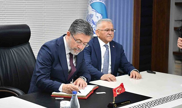 Bakan Yumaklı'dan Başkan Büyükkılıç'a 'tarım ve hayvancılık' teşekkürü
