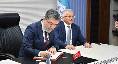 Bakan Yumaklı'dan Başkan Büyükkılıç'a 'tarım ve hayvancılık' teşekkürü