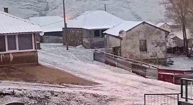 Balahor Yaylası'nda Mayıs ayında kar süprizi