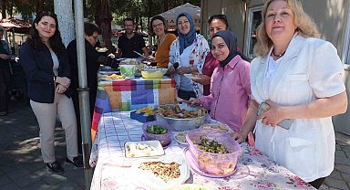 Balıkesir'de çölyaklılar geleneksel kahvaltıda bir araya geldi