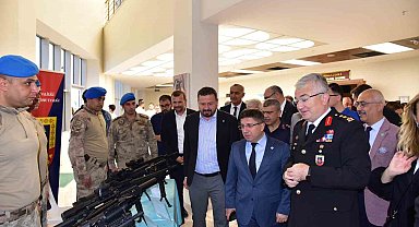 Balıkesir'de Ulusal Savunma ve Teknoloji zirvesi düzenlendi