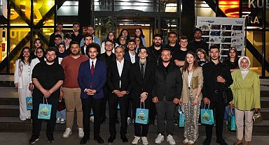 Başkan Alemdar, Ofis Sanat Merkezi'nde üniversiteli gençler ile buluştu