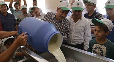 Başkan Ataç: "Süt üretimini de tüketimini de destekliyoruz"