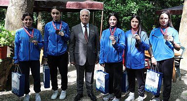 Başkan Bozbey, Bursa'nın gururlarıyla buluştu