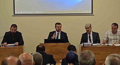 Başkan Çetinkaya emekli kartları ve gündemdeki iddialara mecliste cevap verdi
