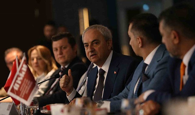 Başkan Kocagöz'den iş insanlarına 'Kepez'i birlikte yönetelim' çağrısı