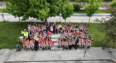 Başkan Pekyatırmacı Selçuklu trafik eğitim parkında çocuklarla bir araya geldi