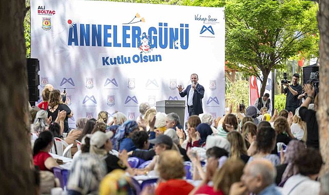 Başkan Seçer: "Kadınların başaramayacağı hiçbir zorluk, aşamayacağı hiçbir engel yoktur"
