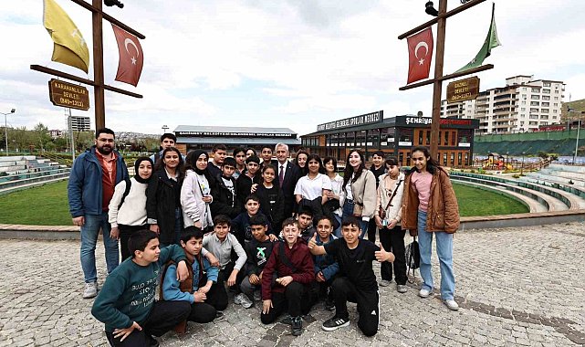 Başkan Tahmazoğlu, Geleneksel Sporlar Merkezi'nde gençlerle buluştu